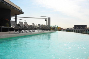Отель B Hotel  Барселона